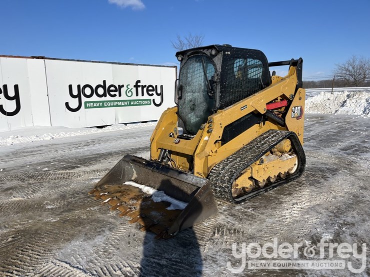 2023-caterpillar-259d3-image-1