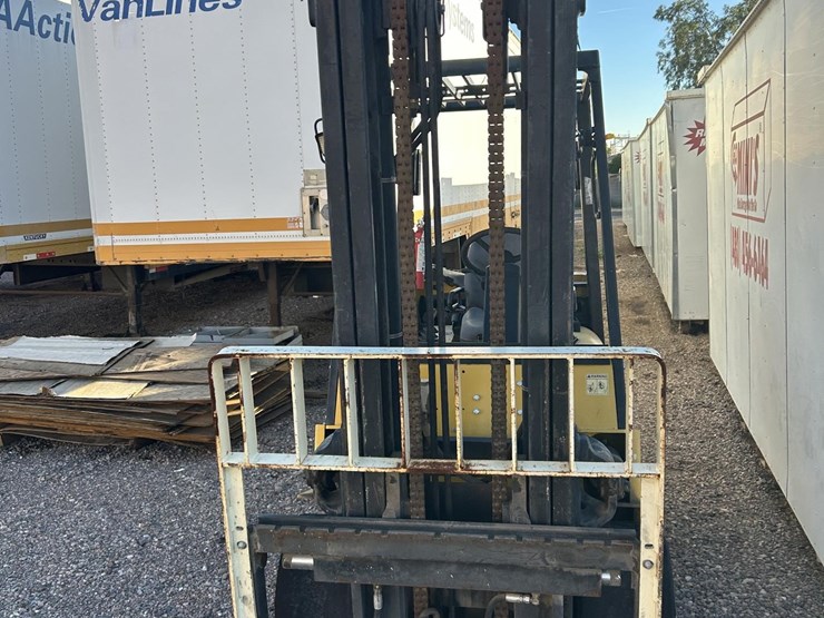 2002-yale-gc100mjn-image-10