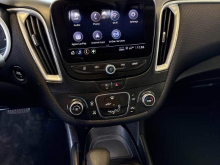 2021-chevrolet-malibu-ls-sdn-image-24