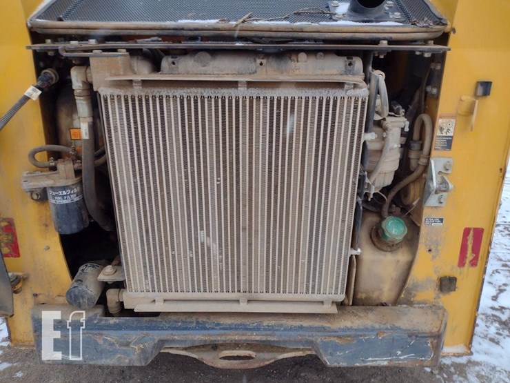 2019-deere-317g-image-36