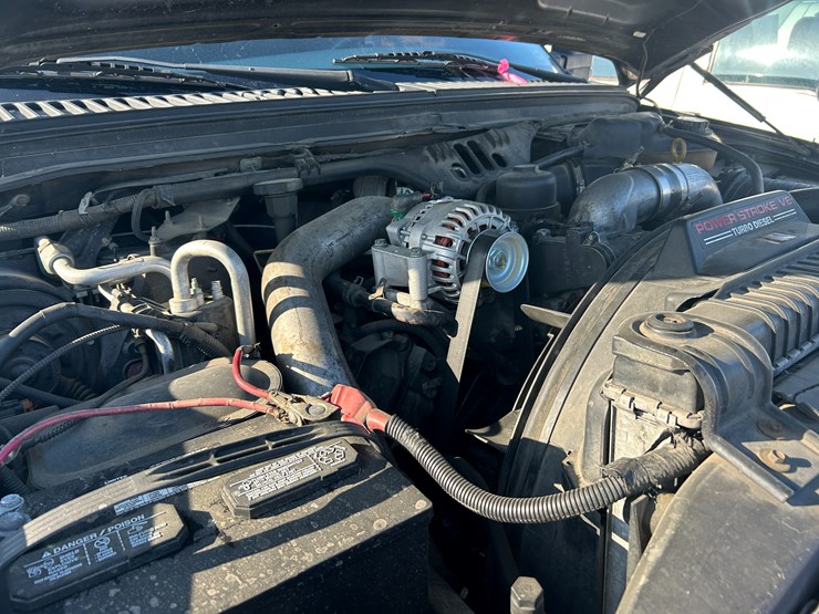 ford-f250-lariat-image-13