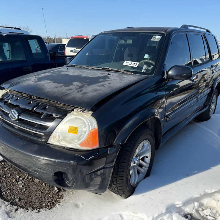 2005 SUZUKI XL7