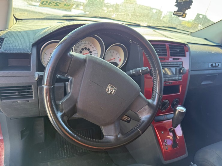 2008-dodge-caliber-image-24