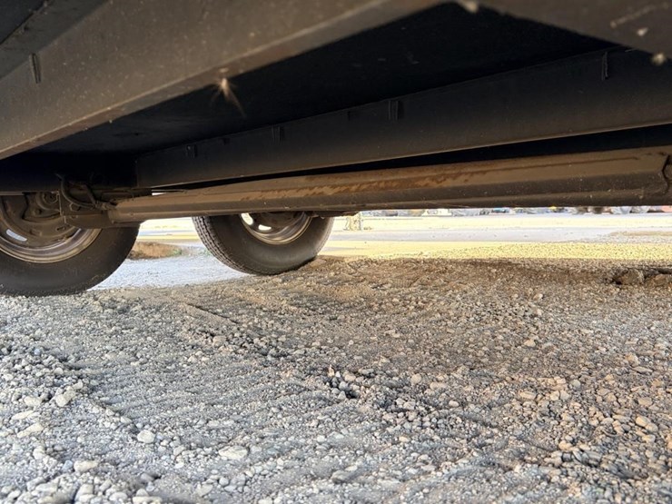 2008-cargo-wells-image-8