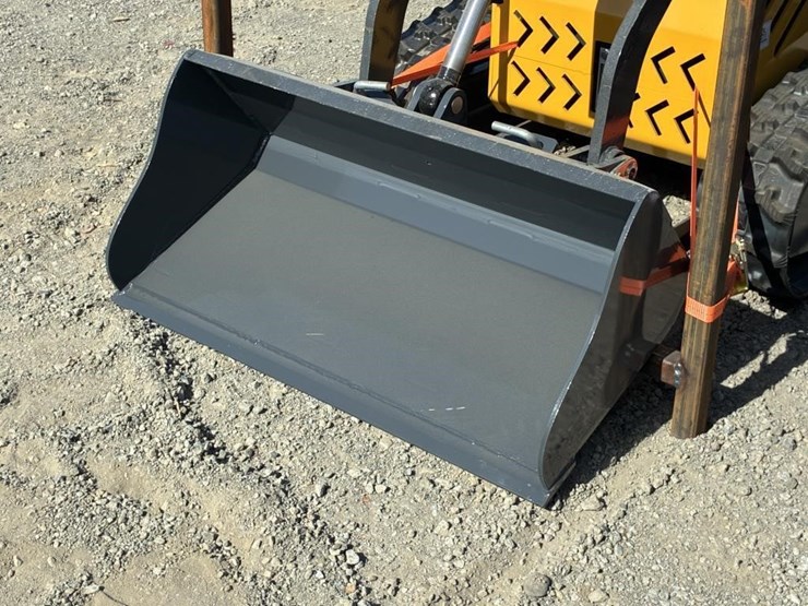 2025-sdlanch-sdll60-skid-steer-loader-image-5