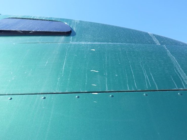 2023-peterbilt-579-image-7