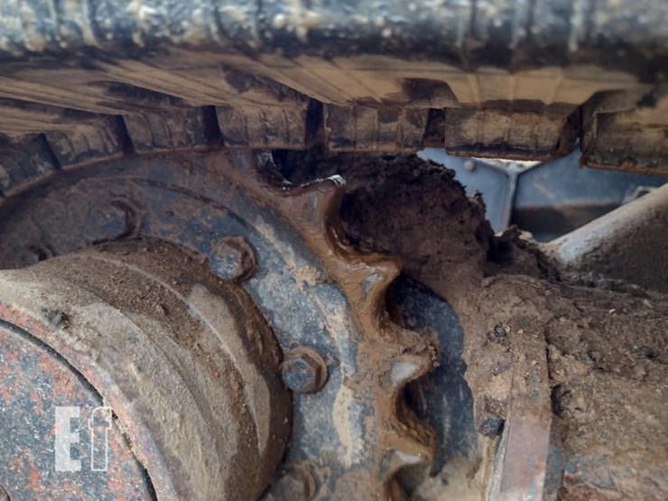 2022-deere-26g-image-36