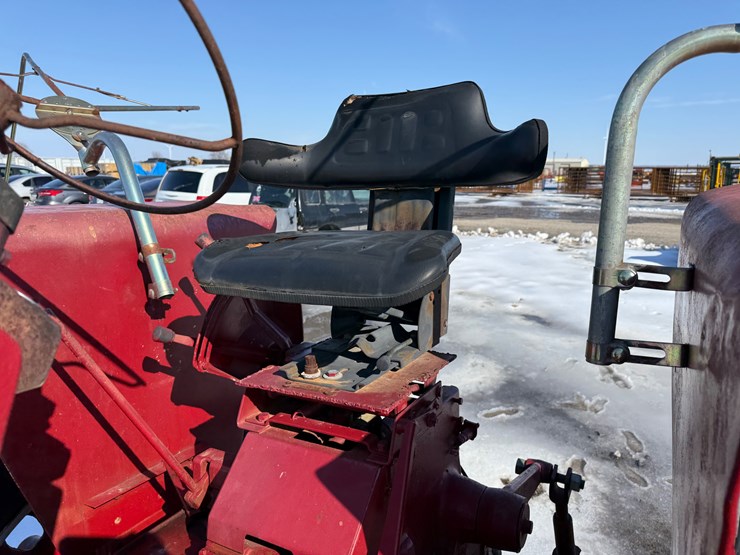 1965-international-706-image-37