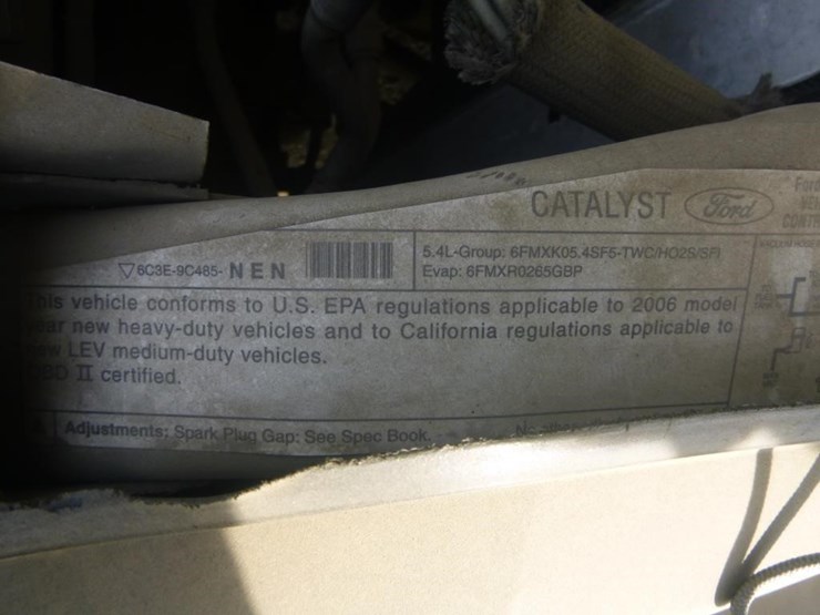 2006-ford-f250-image-18