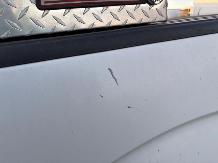 2013-ford-f150-xl-image-33