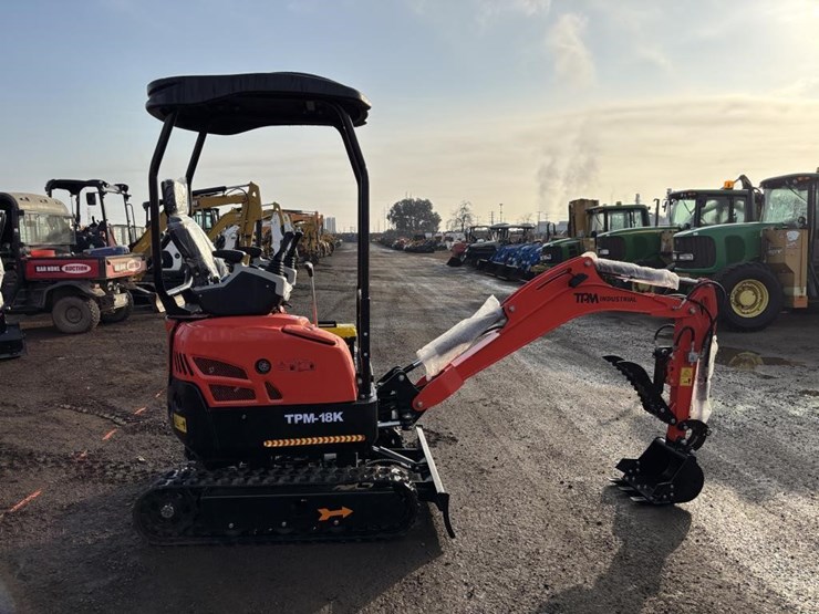2025-tpm-18k-hydraulic-excavator-image-7