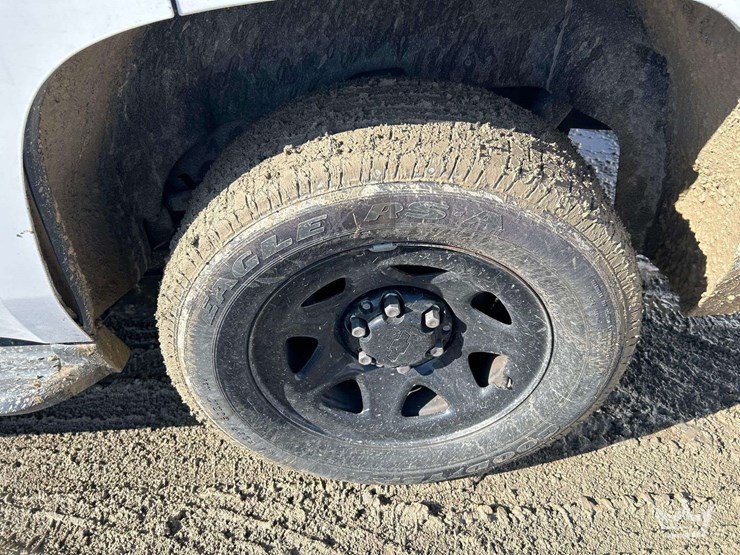 2020-chevrolet-tahoe-image-24