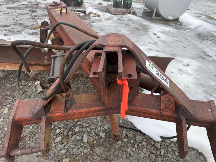 international-10-image-13