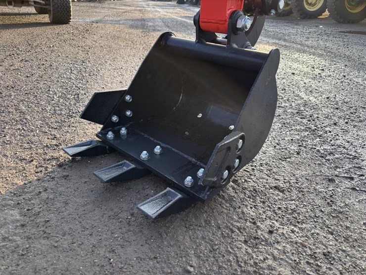 2025-tpm-18bs-hydraulic-excavator-image-11