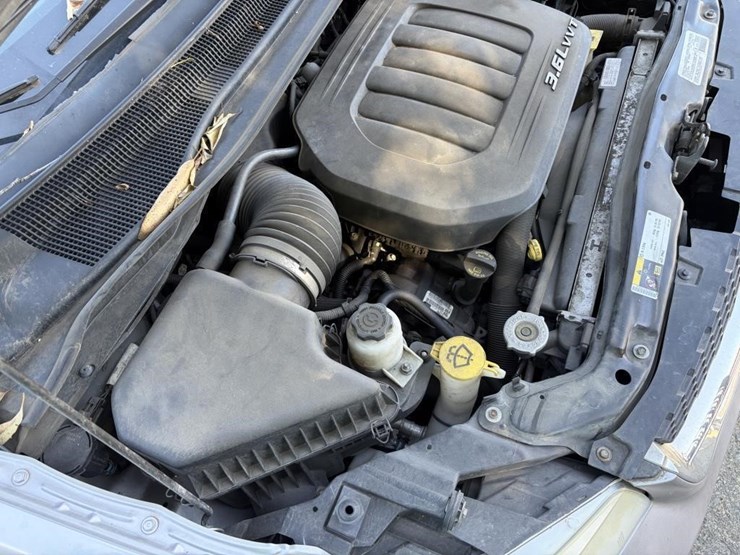 2014-dodge-grand-caravan-image-23