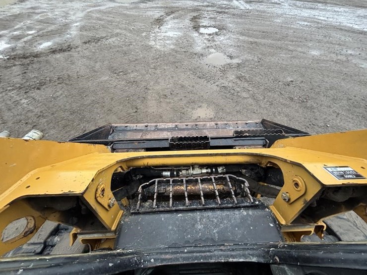 2021-caterpillar-259d3-image-21