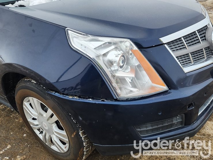 2011-cadillac-srx-image-38