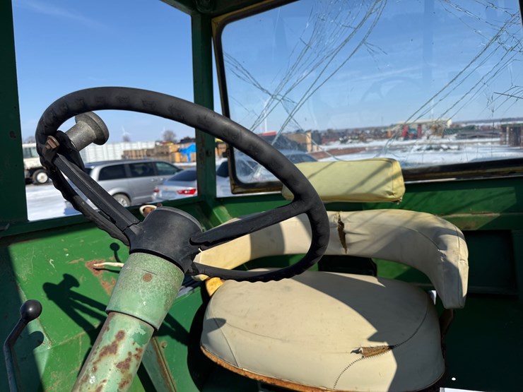 john-deere-4020-image-40