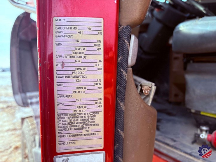 2017-mack-granite-gu713-image-49