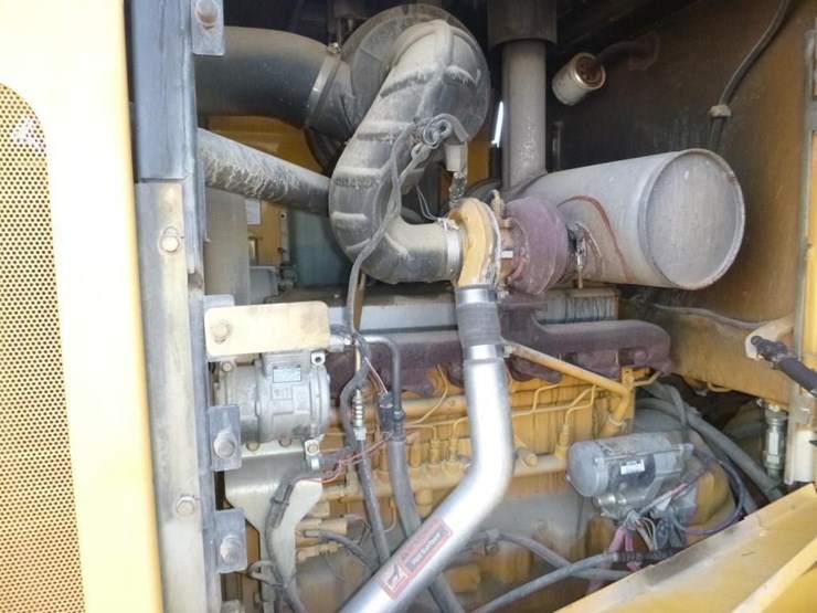 2005-deere-624j-image-34