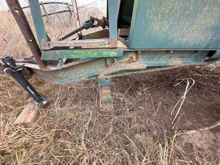 pull-type-grain-cart/feed-wagon-image-10