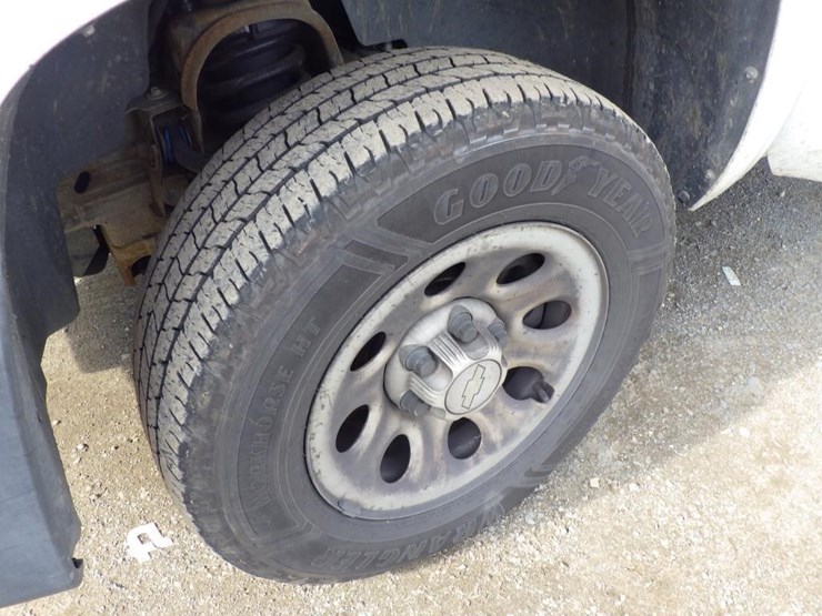 2008-chevrolet-1500-image-11