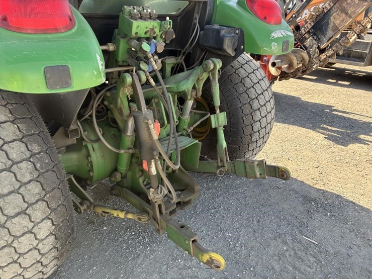 2011-john-deere-5.5-image-9