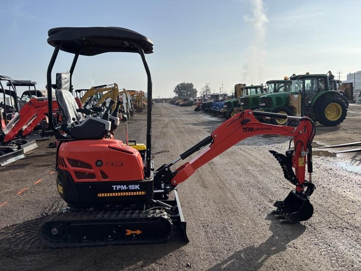 2025-tpm-18k-hydraulic-excavator-image-7