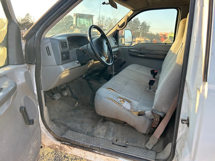 2001-ford-f350-image-10