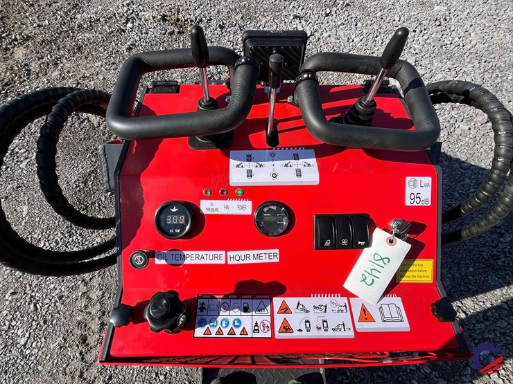 2026-agt-ysrt14-skid-steer-loader-attachment-image-20