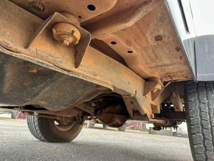 1989-jeep-wrangler-image-40