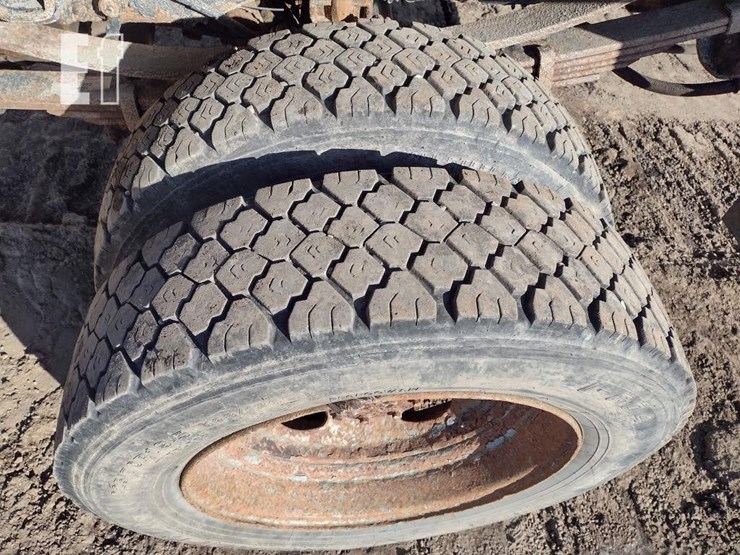 06-ford-f550-truck^title^-image-29