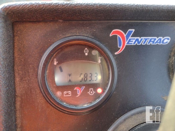 ventrac-3400l-lawn-mower-w/blade-&-broom-image-6