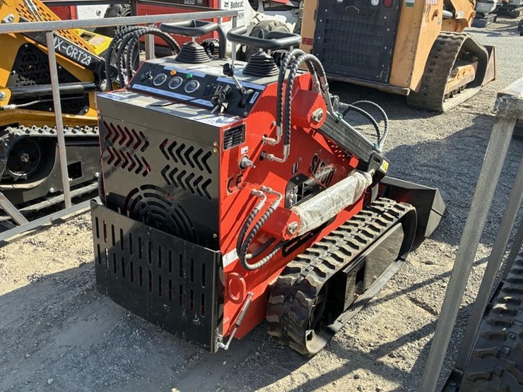 2025-sdlool-sl380r-skid-steer-loader-image-3