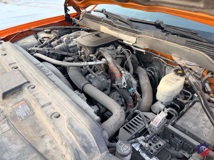 2015-chevrolet-silverado-3500hd-image-52