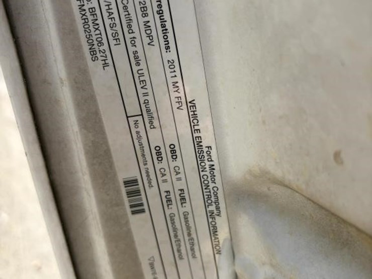 2011-ford-f250-image-24