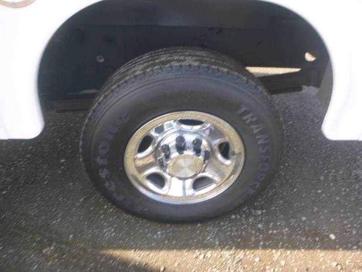 2009-chevrolet-2500-image-18