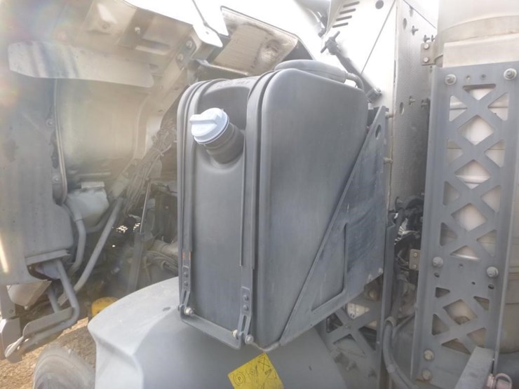 2016-tymco-600-image-24