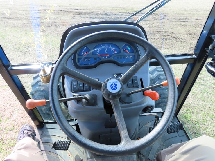 2008-new-holland-t2420-image-16