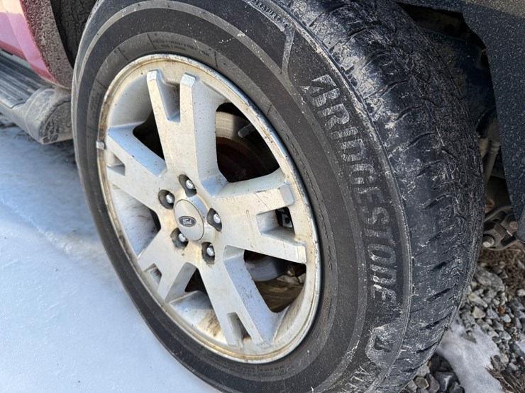 2008-ford-explorer-image-10