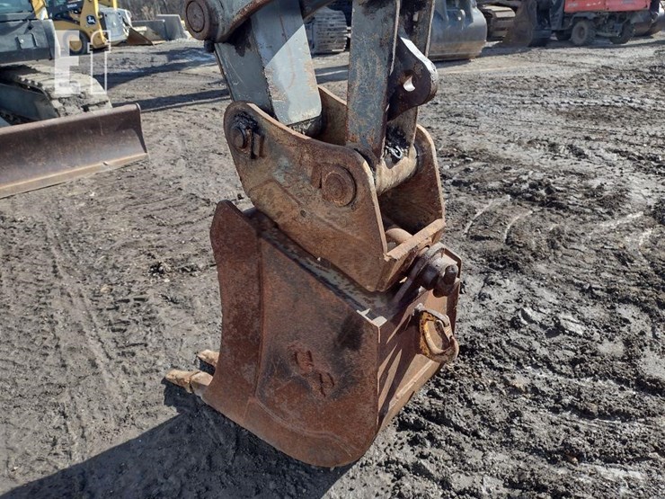 2006-volvo-ecr88-image-17