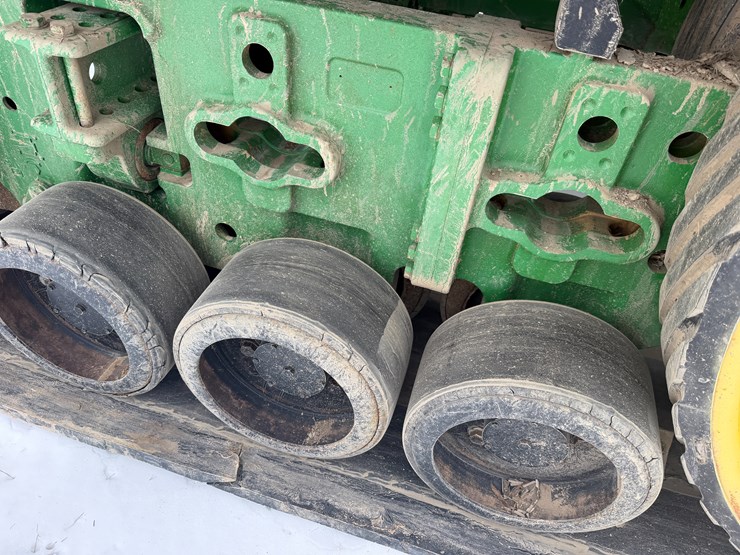 2015-john-deere-8370rt-image-63