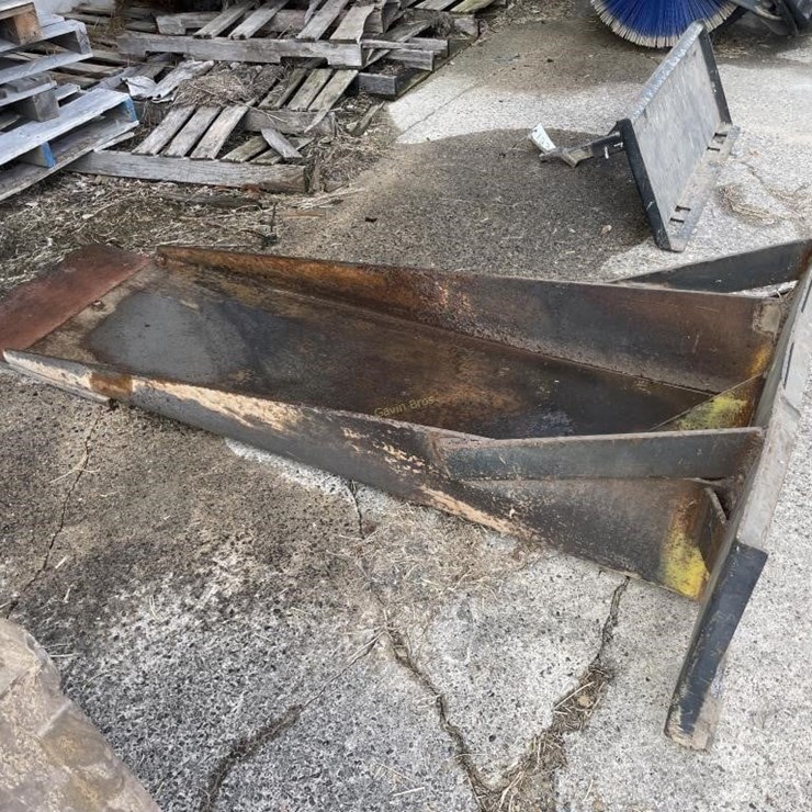 Universal Attach Homemade Scoop Bucket?