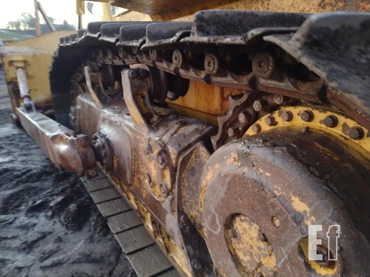 2004-komatsu-d65ex-15-image-22