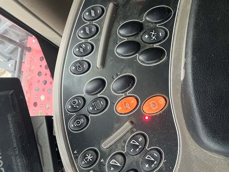 2022-case-ih-8250-image-9