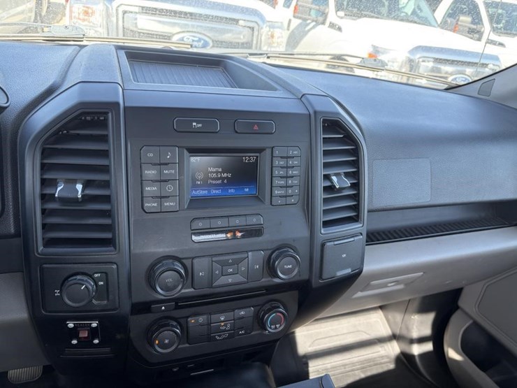 2015-ford-f150-image-13