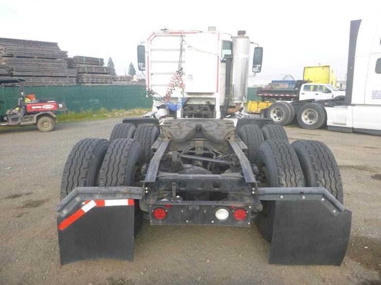 2012-international-prostar-image-6