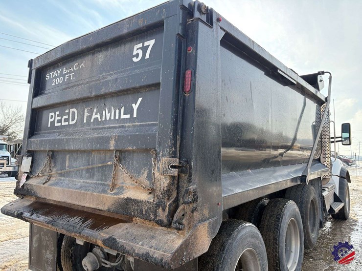 2019-kenworth-t880-image-22