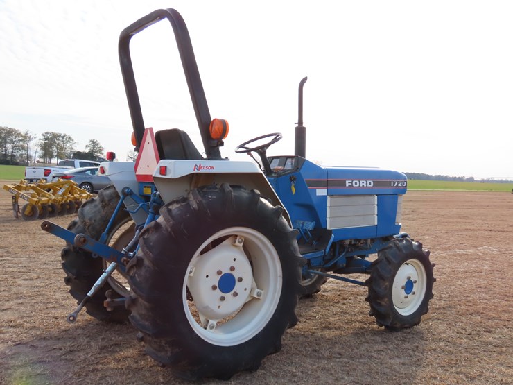 ford-1720-image-7