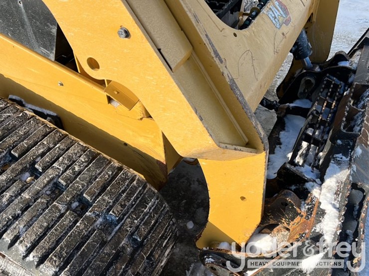 2023-caterpillar-259d3-image-11